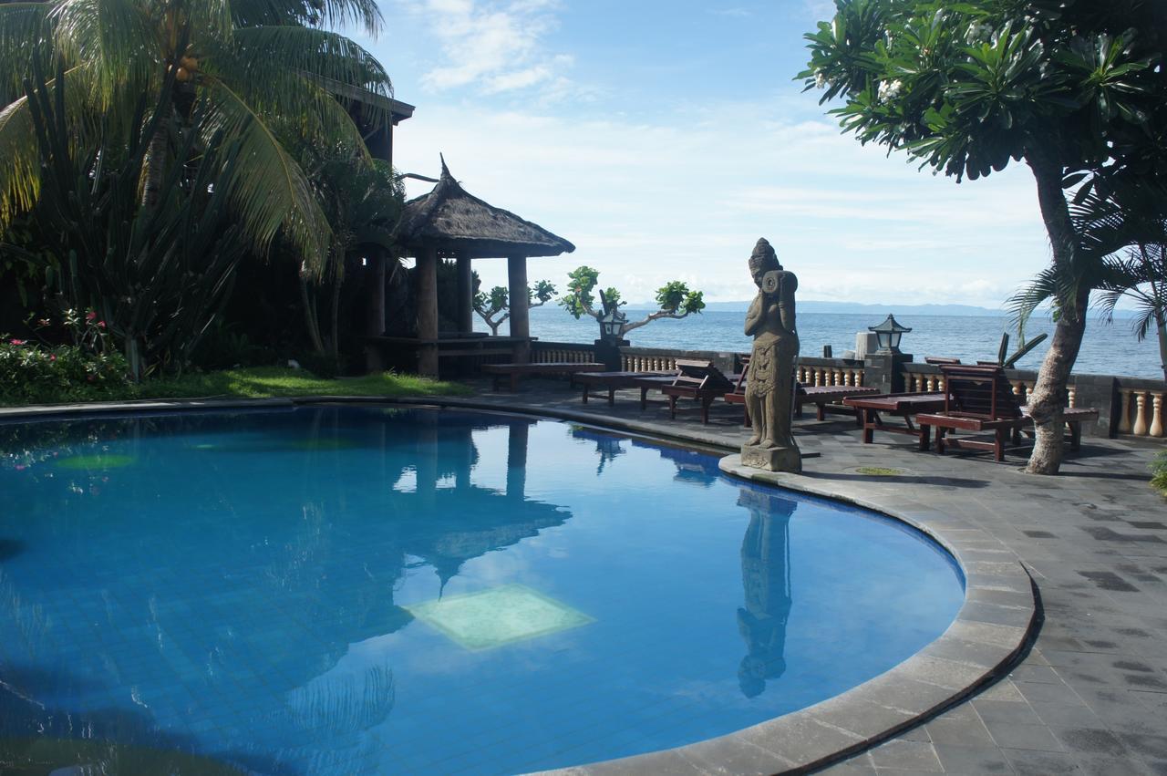 Batu Bolong Cottages Mangsit Bagian luar foto