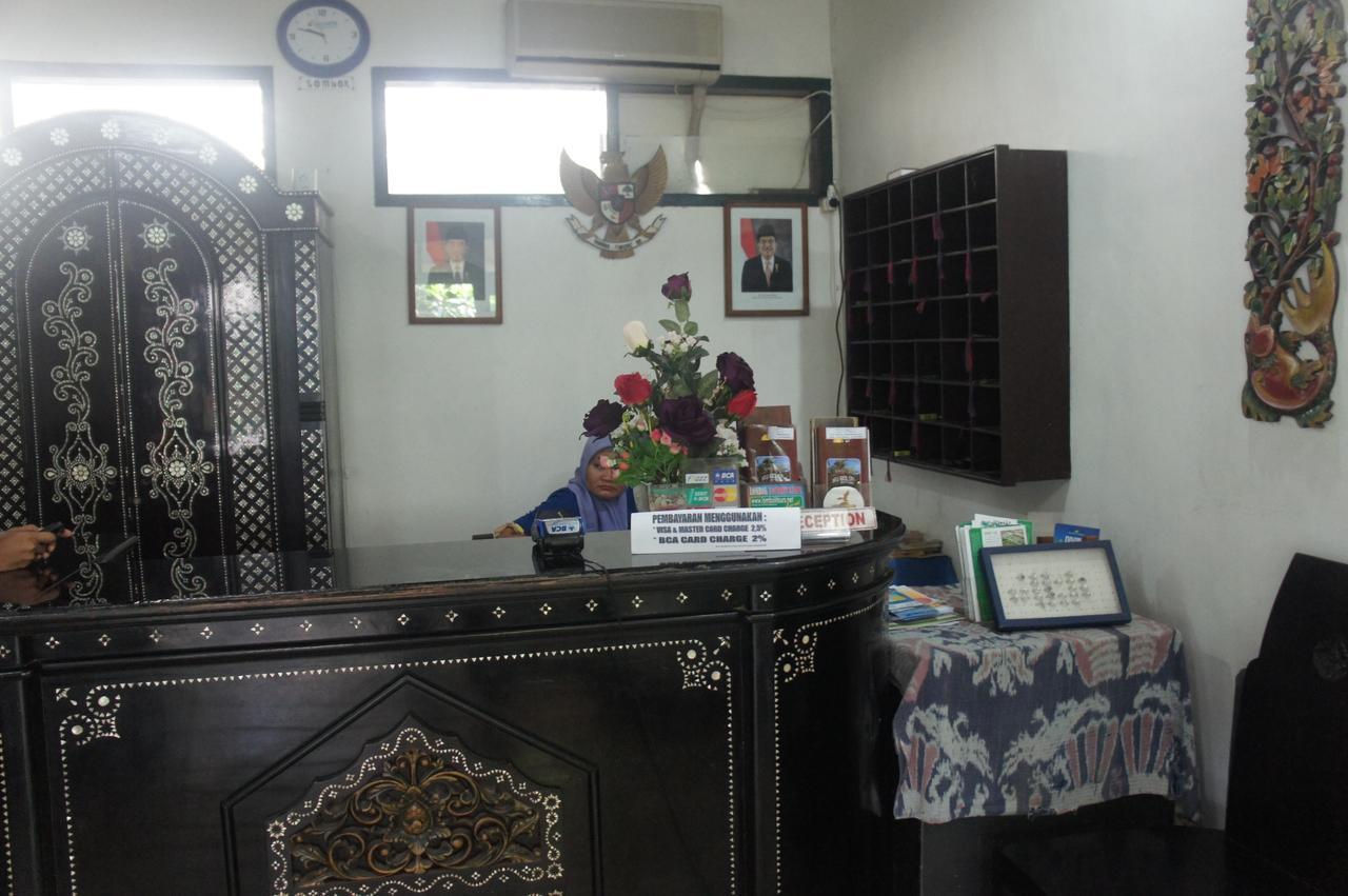 Batu Bolong Cottages Mangsit Bagian luar foto