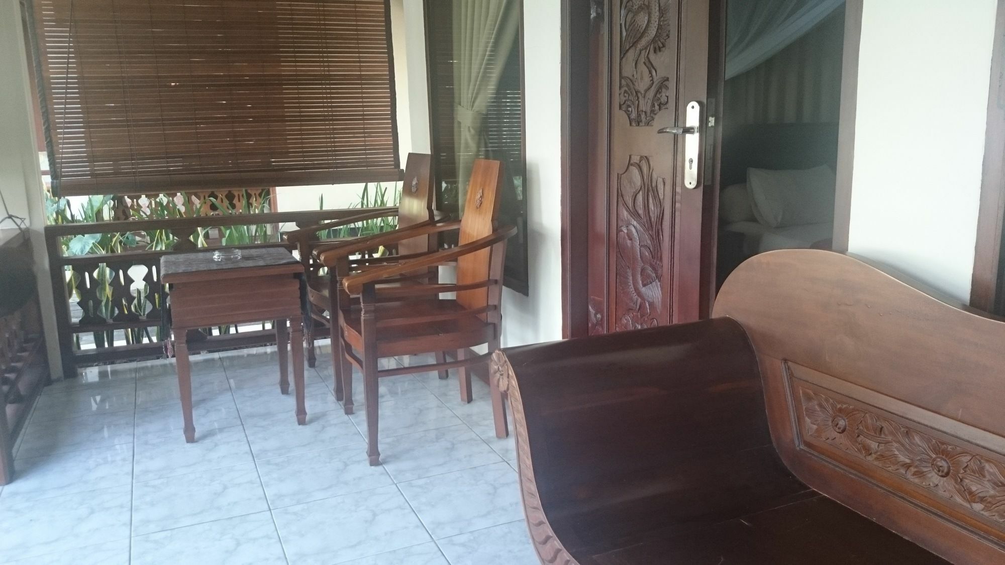 Batu Bolong Cottages Mangsit Bagian luar foto