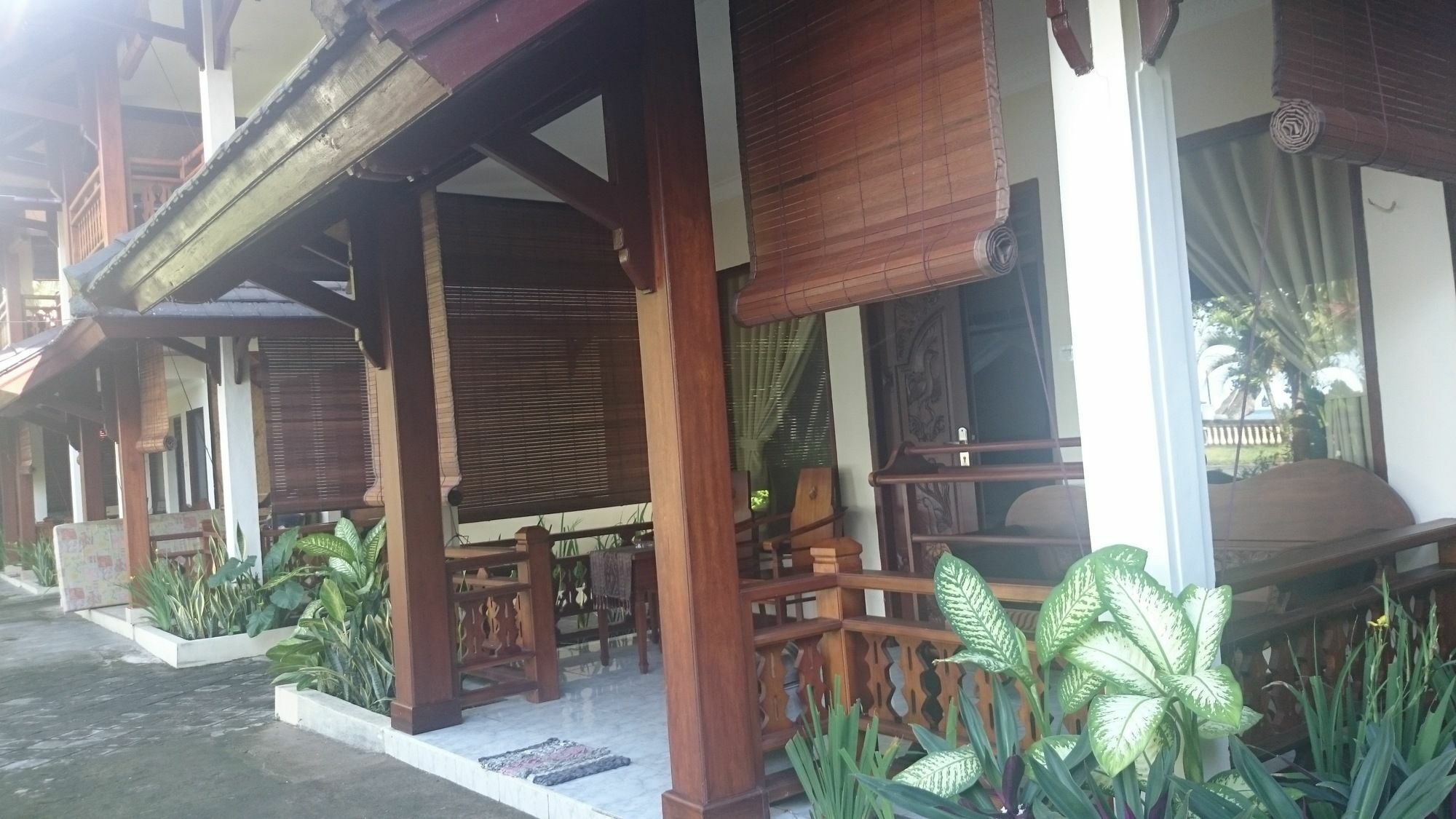 Batu Bolong Cottages Mangsit Bagian luar foto