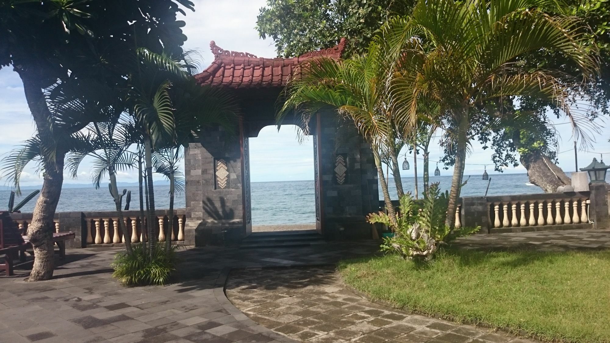 Batu Bolong Cottages Mangsit Bagian luar foto